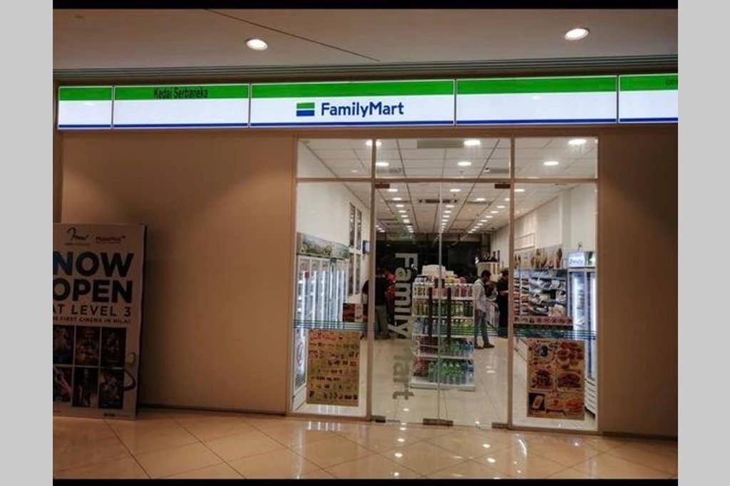 盛婷民宿a S&Thomez 2Bedrooms Mesamall Wifi Klia Usim Miu Inti Nu ニライ エクステリア 写真