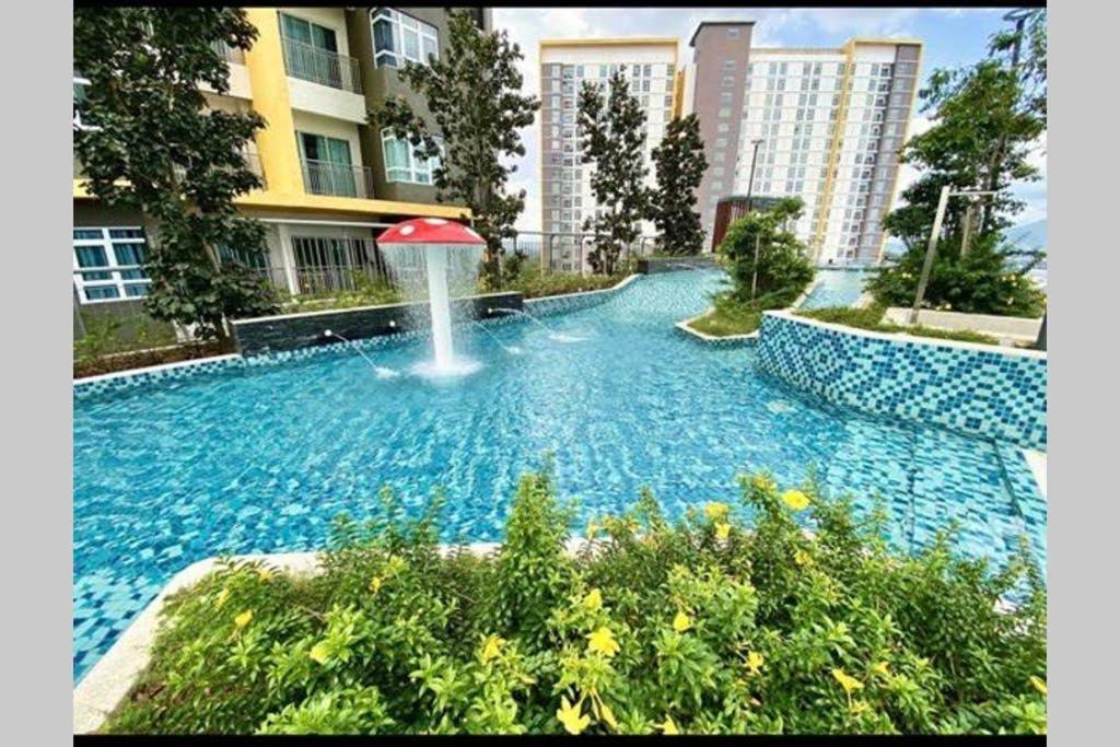 盛婷民宿a S&Thomez 2Bedrooms Mesamall Wifi Klia Usim Miu Inti Nu ニライ エクステリア 写真
