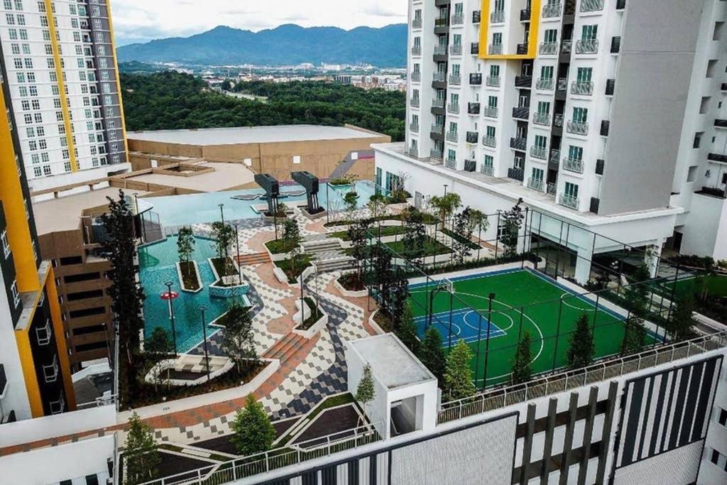 盛婷民宿a S&Thomez 2Bedrooms Mesamall Wifi Klia Usim Miu Inti Nu ニライ エクステリア 写真