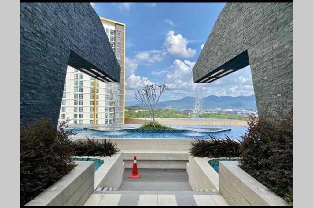 盛婷民宿a S&Thomez 2Bedrooms Mesamall Wifi Klia Usim Miu Inti Nu ニライ エクステリア 写真
